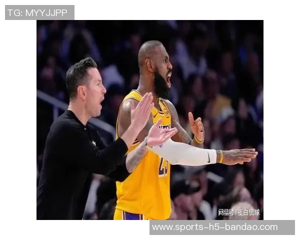 雷迪克谈首发阵容调整詹姆斯缺阵让球队选择变得更加复杂