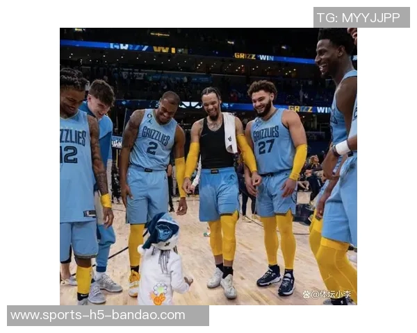 鹈鹕全队火力全开狂轰143分9人轮换8人得分上双展现强大实力